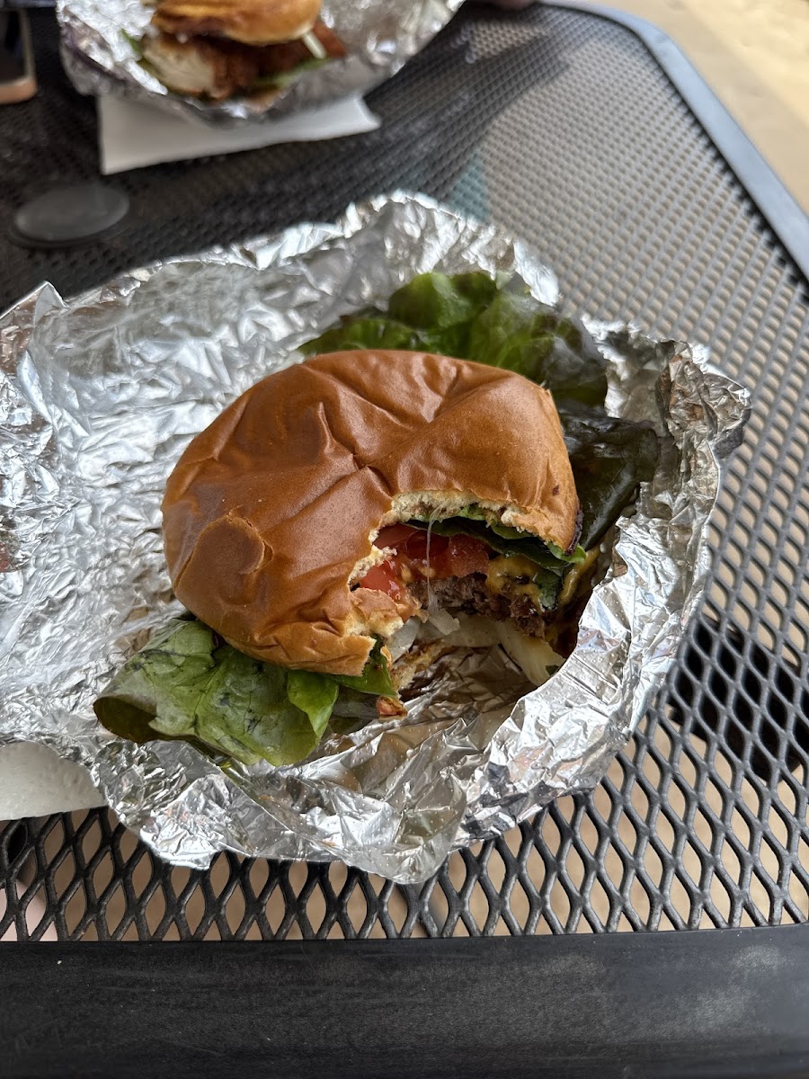 Ginas Anykine Grinds Cafe